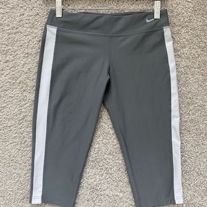 Nike Capri Leggings